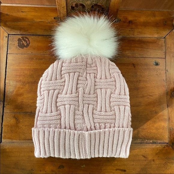 Blush Pink Beanie Knit Hat NWT - Picture 5 of 8